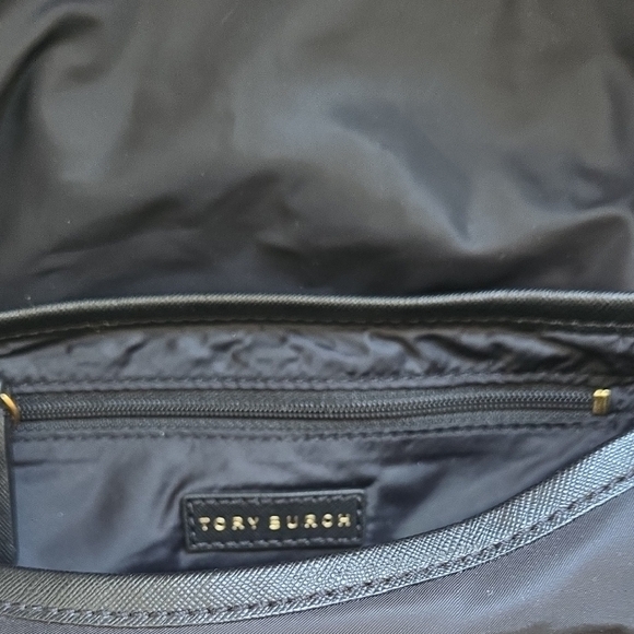 Tory Burch Black Quilted Crossbody Bag with Gold Accents - Picture 4 of 8